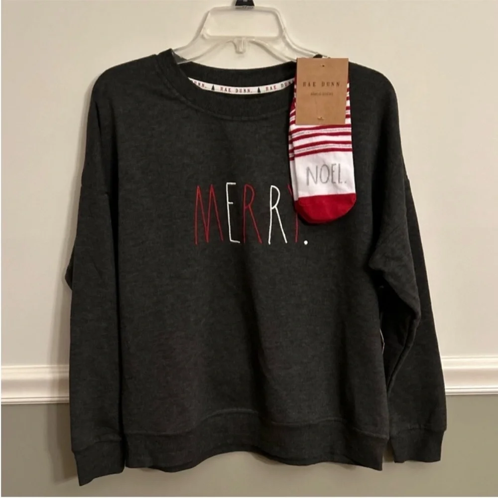 Women’s Rae Dunn Charcoal Grey Sweatshirt with Ankle Socks Size Small - Picture 1 of 11